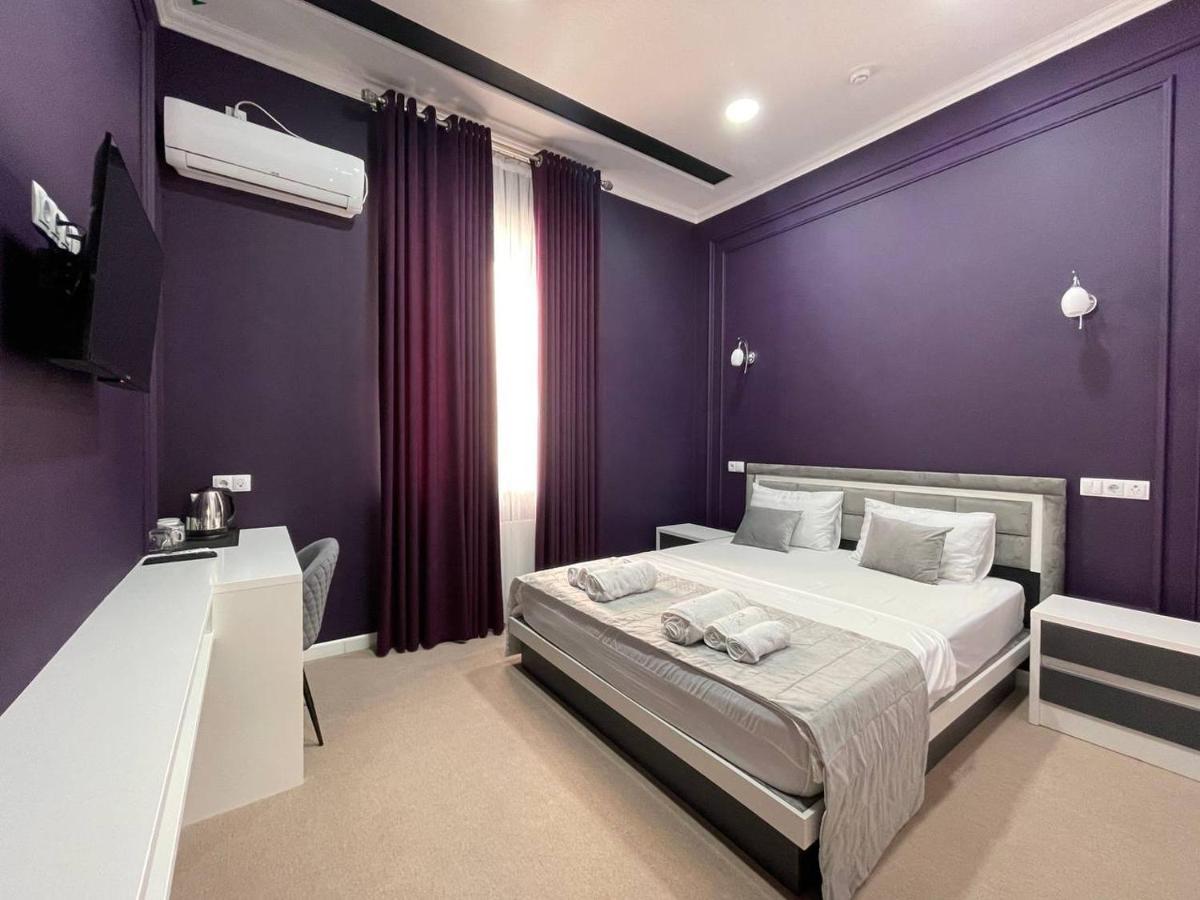 Emin Hotel Фергана Экстерьер фото