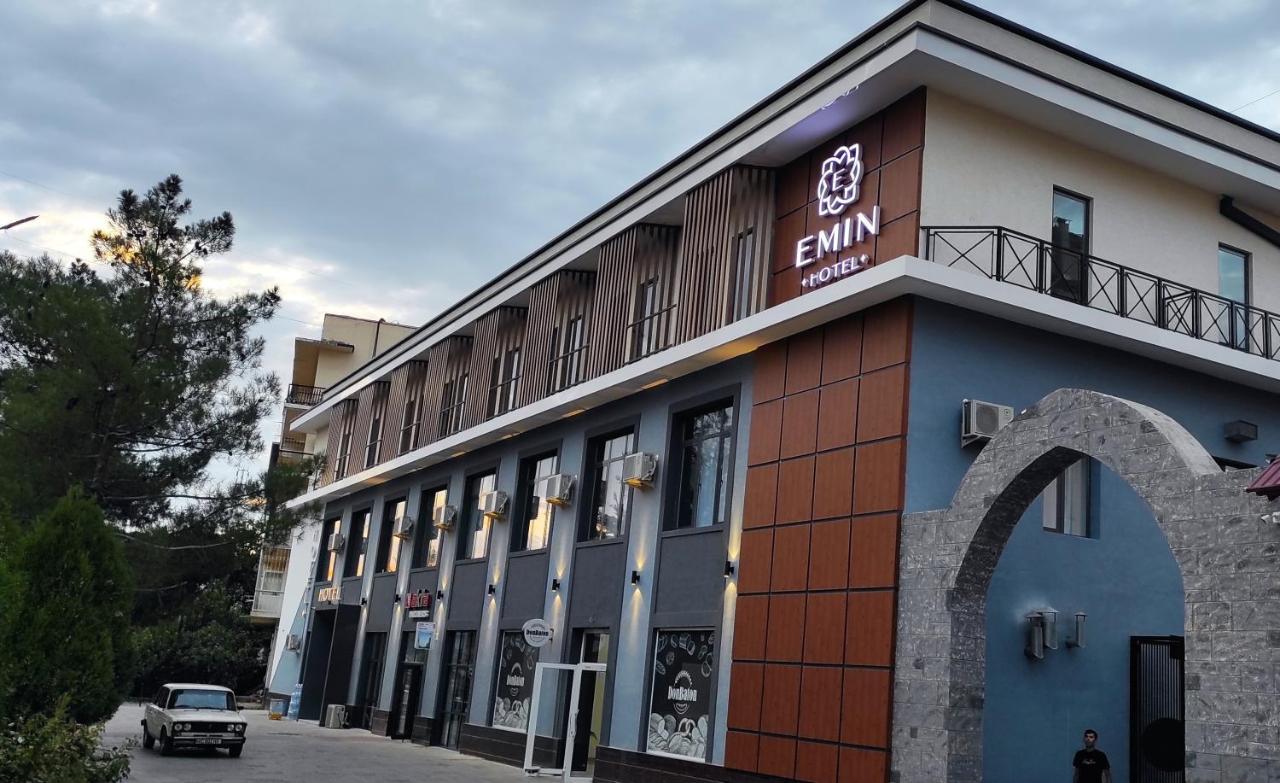 Emin Hotel Фергана Экстерьер фото